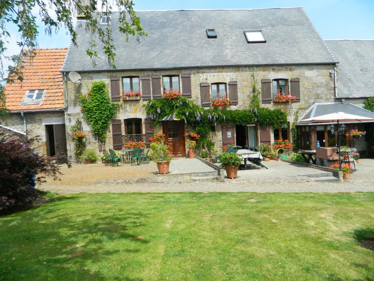 B&B La Seliniere Champ-du-Boult Buitenkant foto